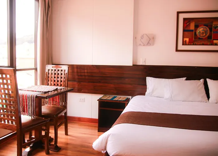 Illas Hotel