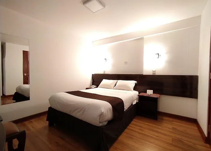 Illas Hotel 4*
